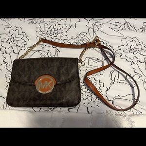 Michael Kors crossbody